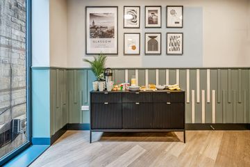 Rest der Welt  Meetingräume Kelvingrove Suite image 2