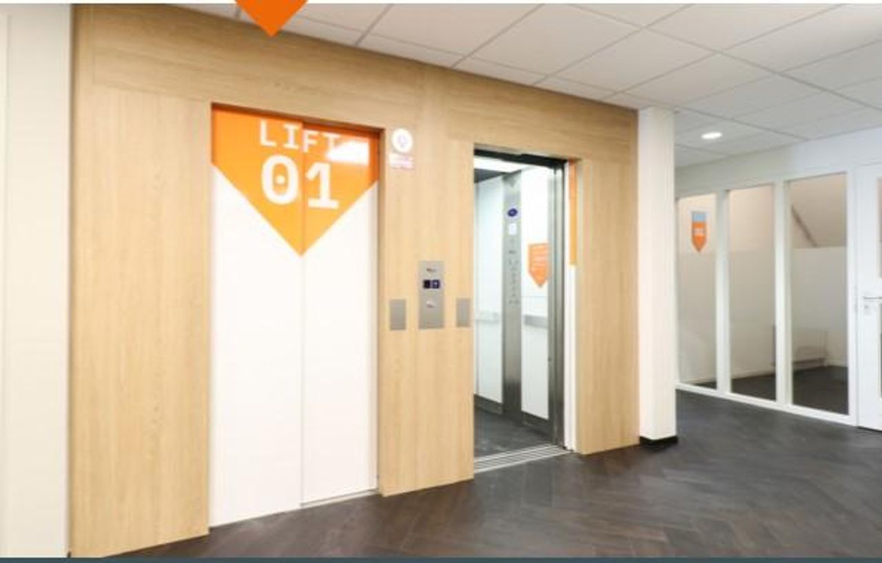 Apeldoorn  Vergaderzalen Witte flexwerk kantoor image 2