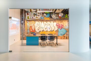 Rest of the World Creative Meeting Boardroom pawrti Event & Business Location image 4