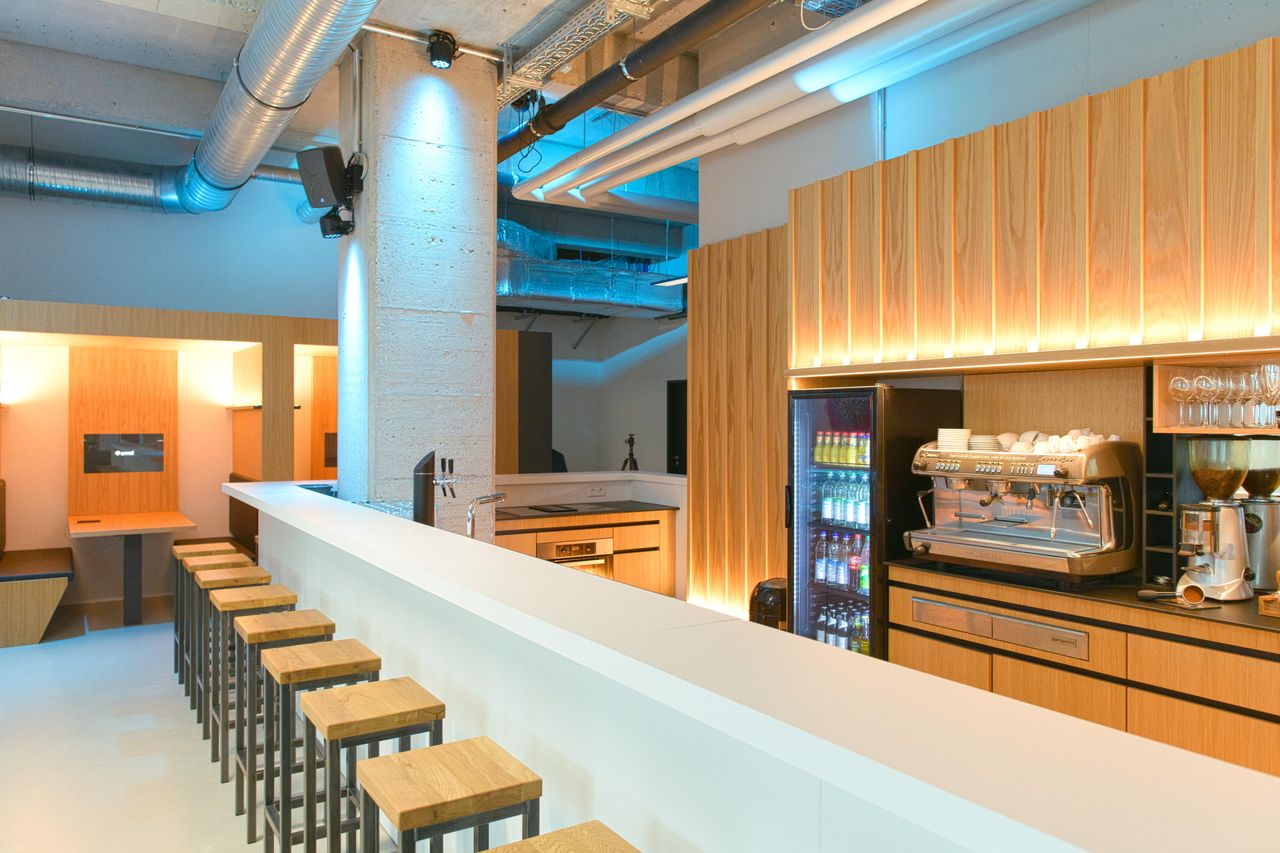 Rest of the World Creative Meeting Boardroom pawrti Event & Business Location image 9