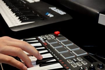 Rest of the World Recording Studio T9C image 4