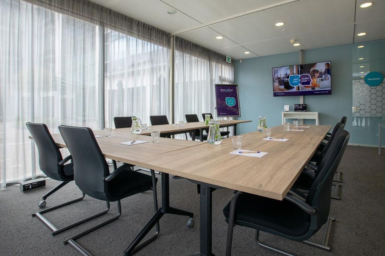 Arnhem Mobiel Werken Meeting room Veluwezaal - Trainingszaal image 2