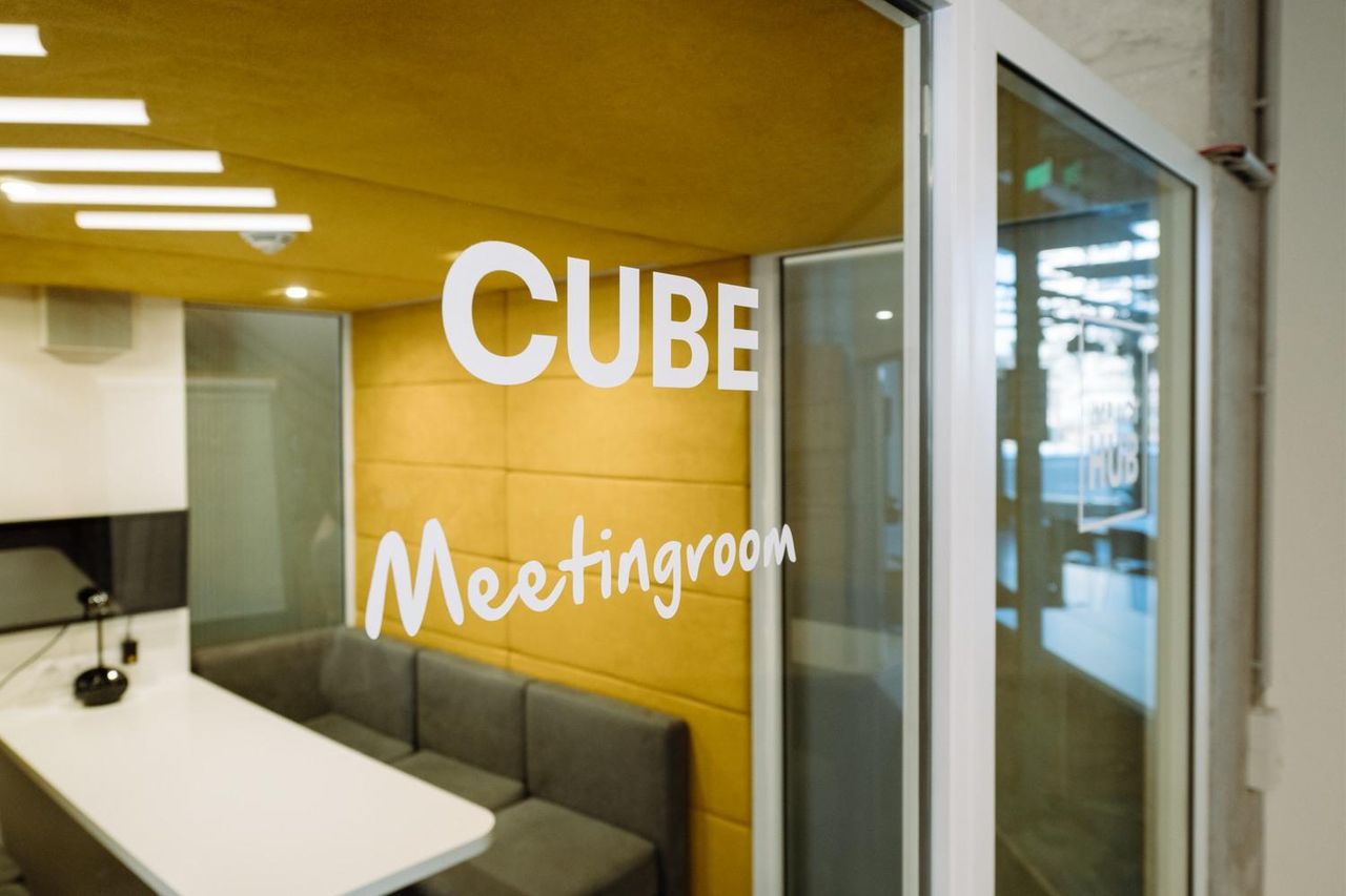 Dresden  Coworking spaces Meeting Raum CUBE image 3