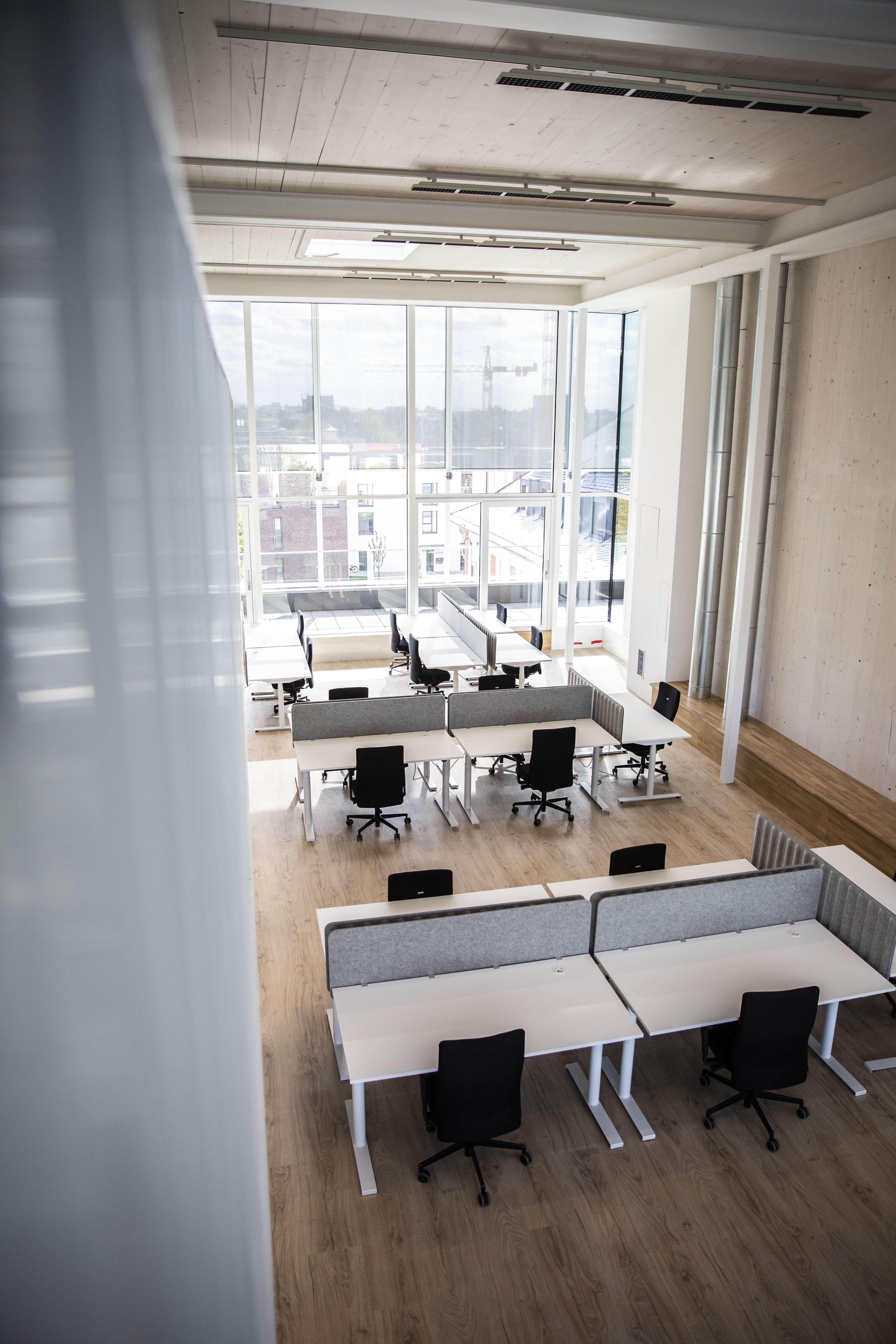 Think Tank Workspaces Rent Tink Tank Spaces - Campbell Workspace - Flex Desk Heidelberg ...
