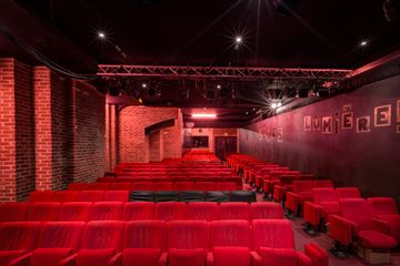 Parijs corporate event spaces theater Theatre Room image 5