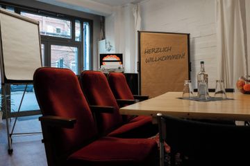 Hamburg training rooms Veranstaltungsraum Garage image 2