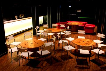 Paris corporate event spaces Party room Belushi's Paris Gare du Nord image 11