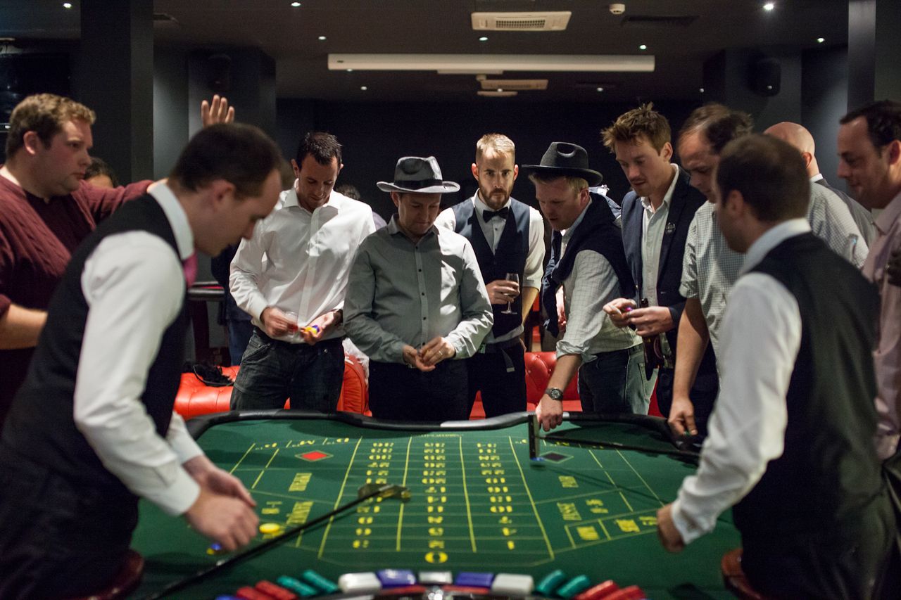 Paris corporate event spaces Party room Belushi's Paris Gare du Nord image 11