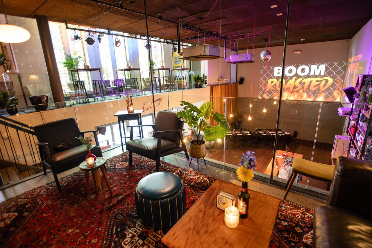Amsterdam  Theater Bar and Mezzanine image 15