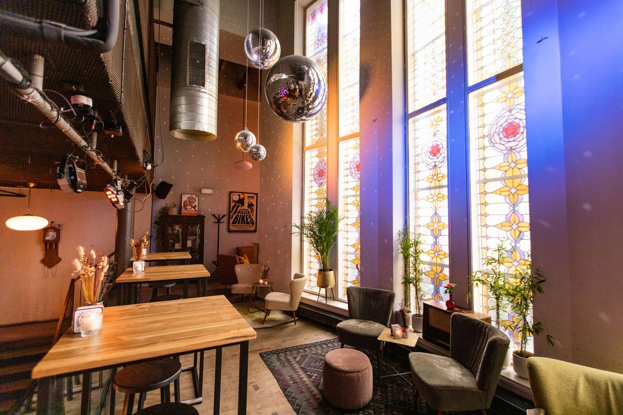 Amsterdam  Theater Bar and Mezzanine image 22