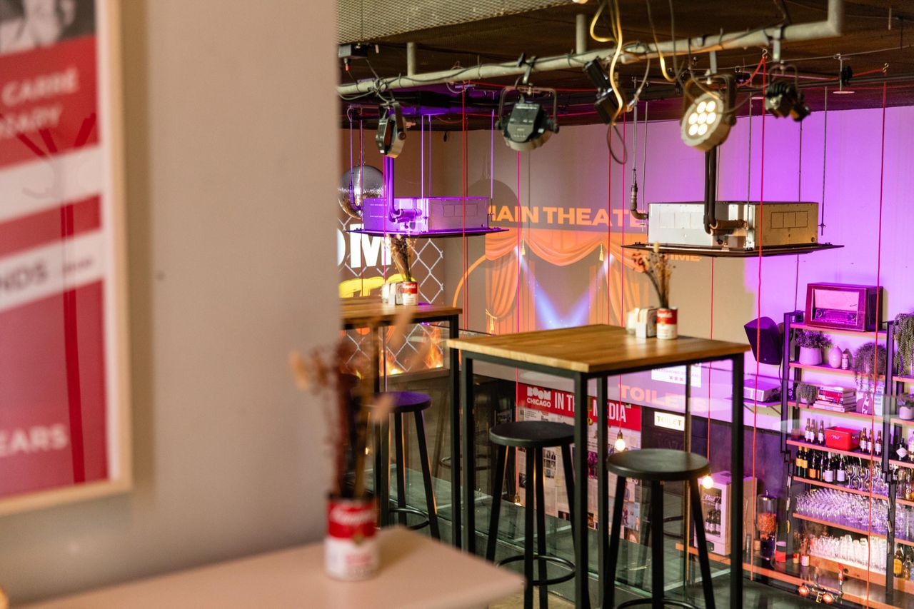 Amsterdam  Theater Bar and Mezzanine image 26