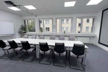 Bielefeld Mobiles Arbeiten Coworking spaces Besprechungsraum groß image 3