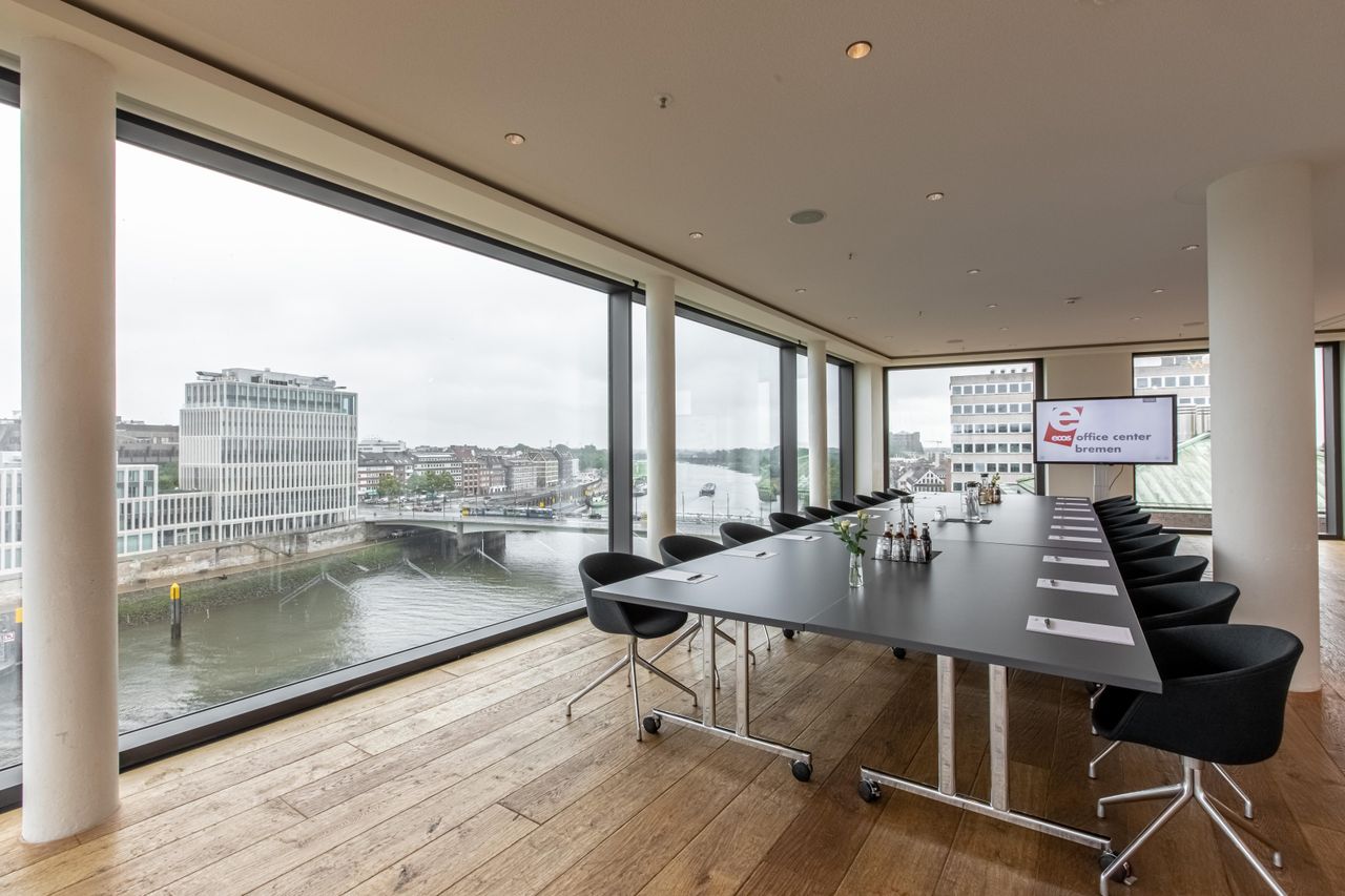 Bremen Weiterbildung Business Center Bridge Deck image 2