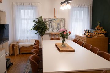 Stuttgart Boardroom Unser LEO - Meetingraum zum Wohlfühlen für bis zu 12 Personen image 8