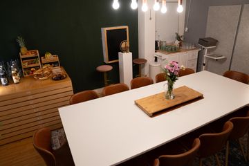 Stuttgart  Boardroom Unser LEO - Meetingraum zum Wohlfühlen für bis zu 12 Personen image 9