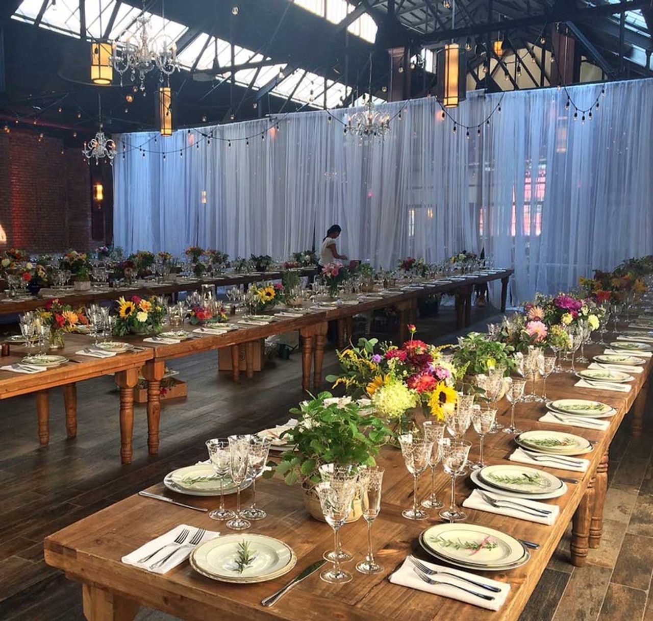 NYC corporate event spaces Party room Large beautiful Space image 12