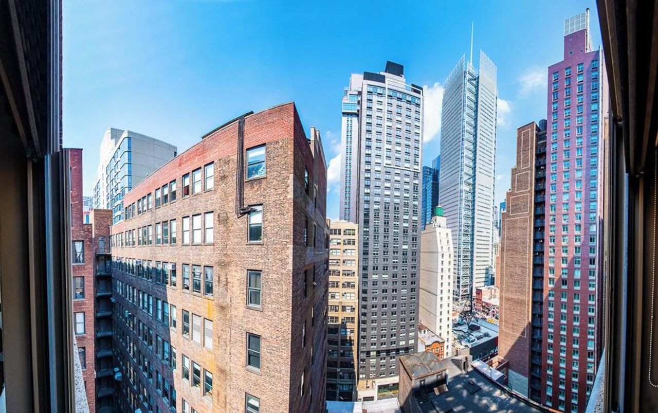 NYC training rooms Fotostudio Studio 1418 with a Skyline View image 13