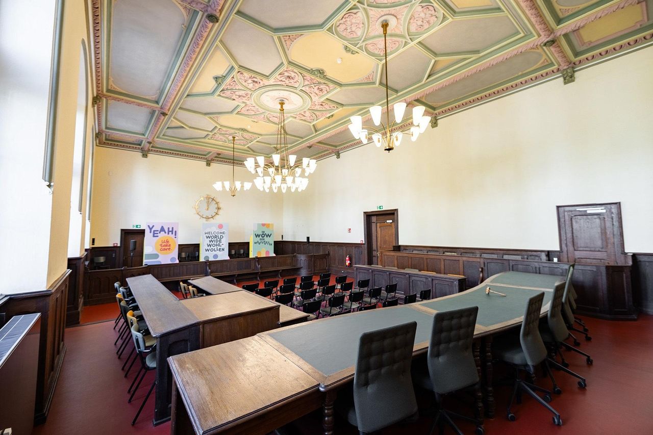 Wiesbaden Mobiles Arbeiten Veranstaltungsraum Schwurgerichtssaal image 1
