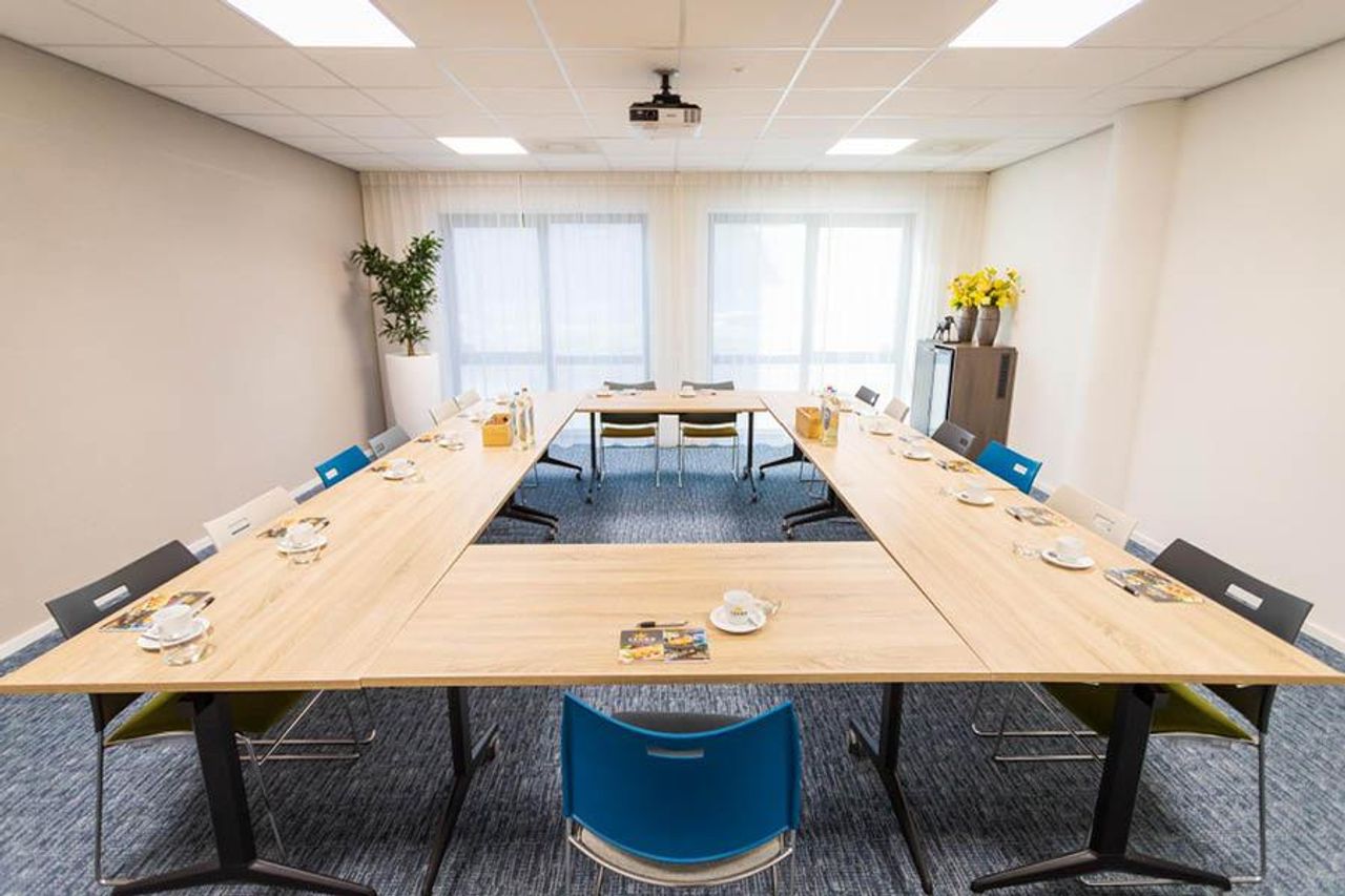 Leiden Offsite meeting Meeting room Molen de Valk zaal image 2