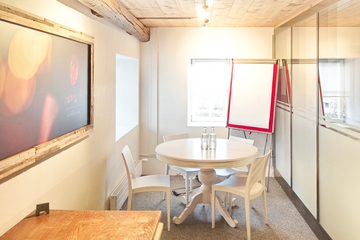 Winterthur Meeting room Sitzungszimmer image 1