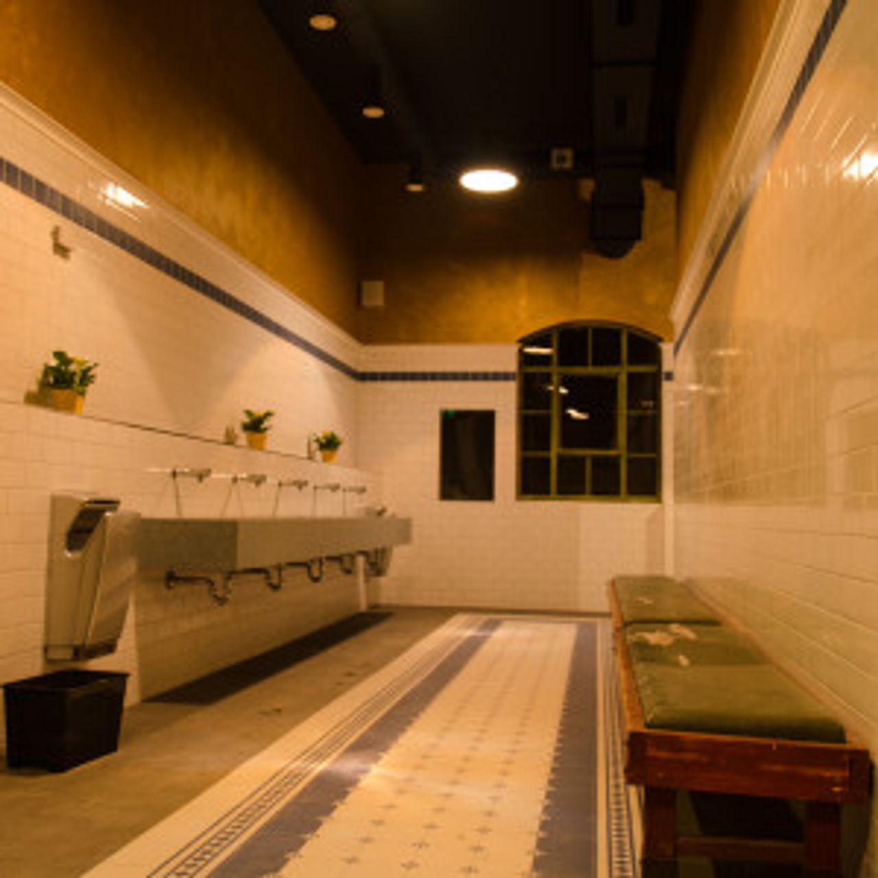 Leipzig corporate event spaces Industriële ruimte Event Space image 5