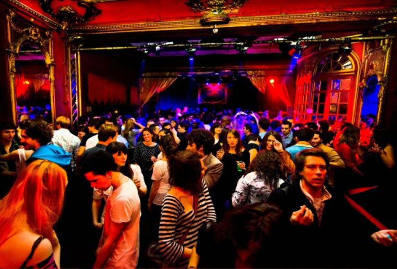 Paris corporate event spaces Club La Rouge Pigalle image 11