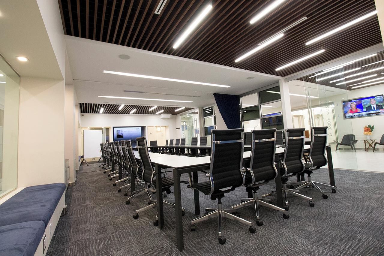 NYC seminar rooms Meeting room Uber Meeting Room I image 8