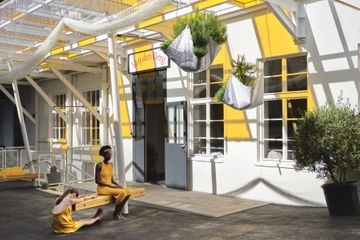 Graz Eventlocations Vorplatz image 1