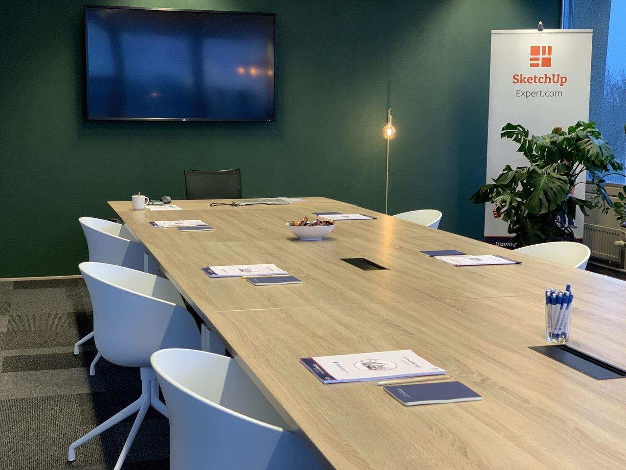 Amersfoort  Boardrooms Zicht op Amersfoort - Grote vergaderruimte image 10