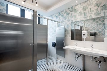 NYC conference rooms Coworking Space Grey Room 651 image 6