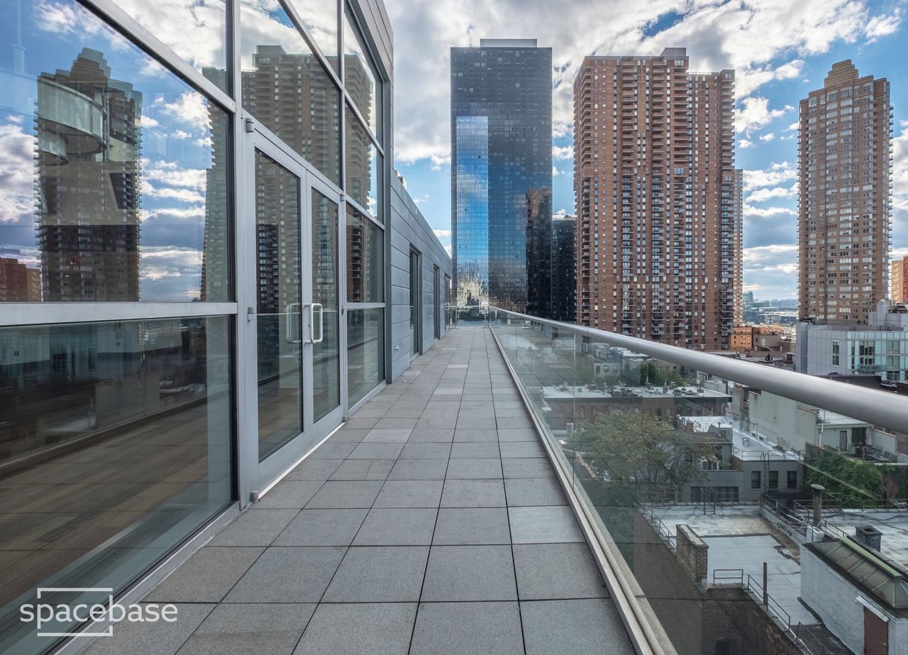NYC corporate event spaces Dachterrasse Workshop-Studio image 12