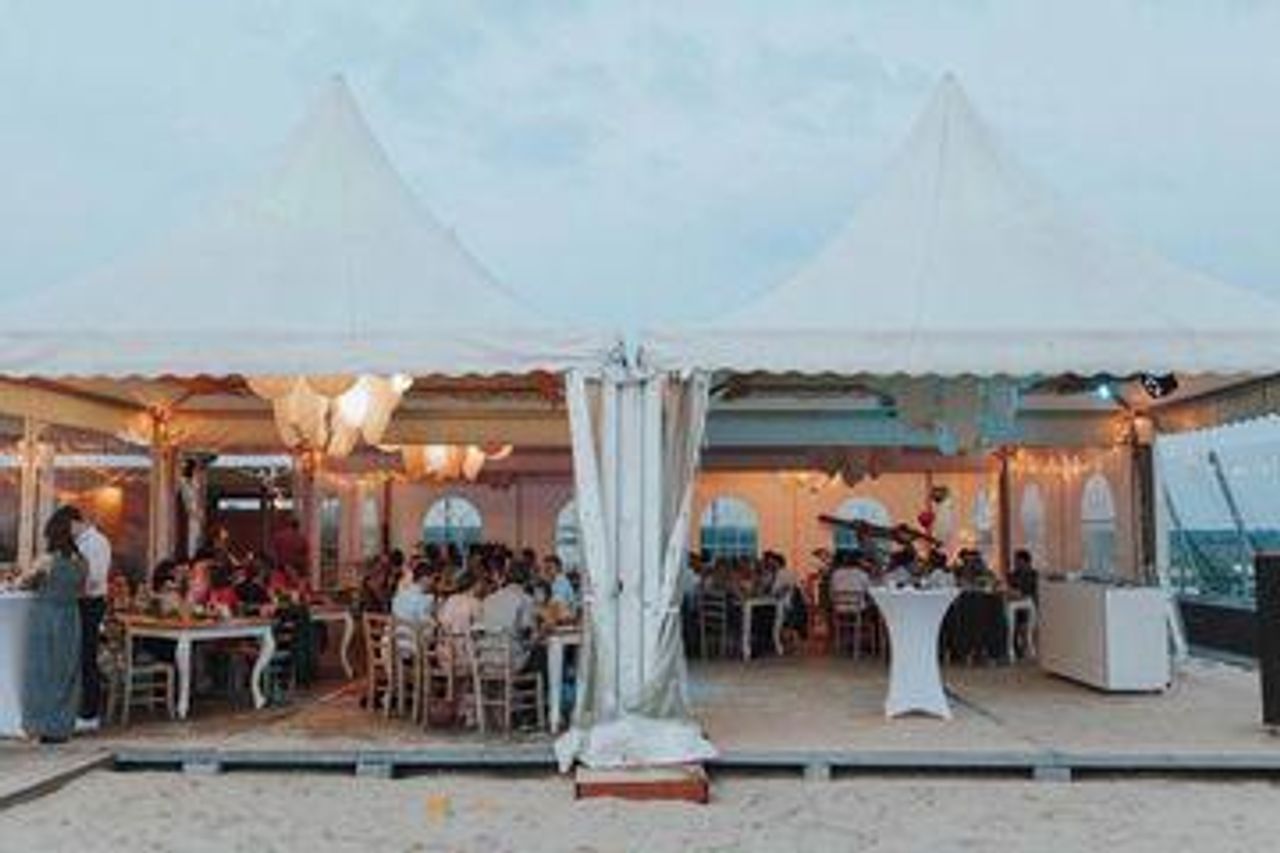 Düsseldorf Christmas Party  MonBerg image 10