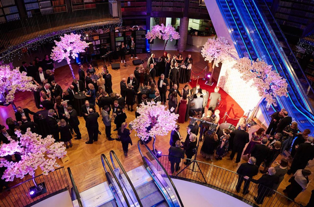 Birmingham Creative Meeting Außergewöhnliche Locations Book Rotunda image 0