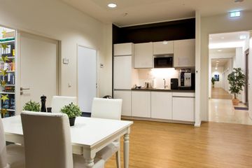 Hamburg conference rooms Tagungsraum Konferenzraum Elbe image 1