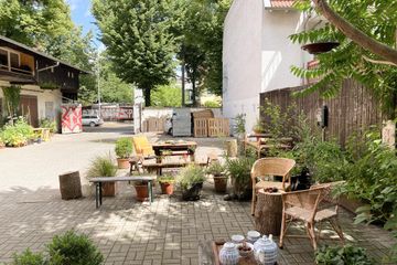 Berlin Mobile Working Studio Loft-Space image 4