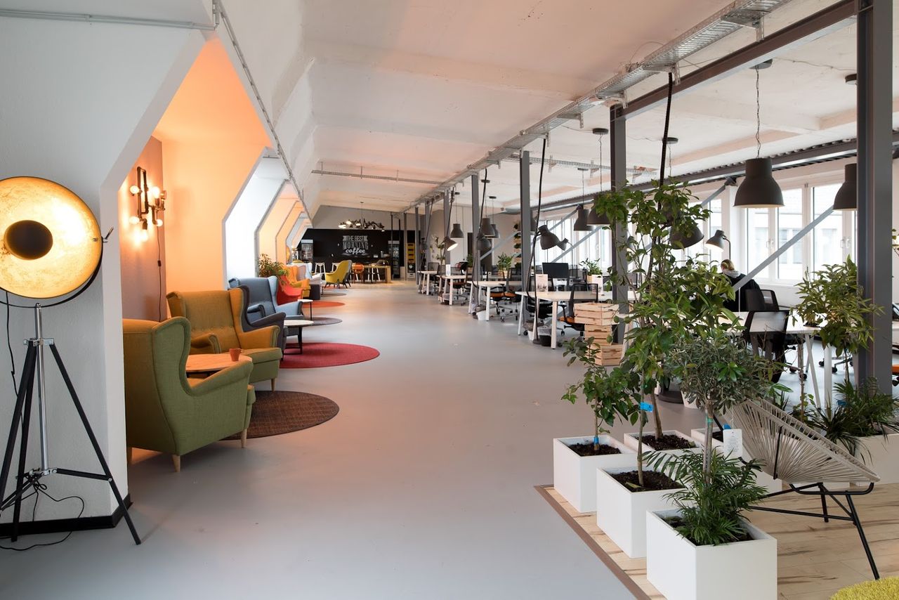 Berlin seminar rooms Coworking Space rent24 Berlin Schöneberg - Coworking Area image 1