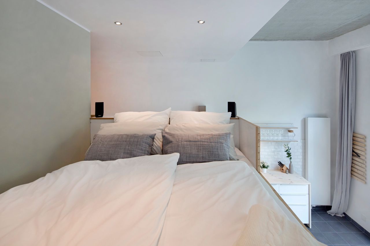 Berlin conference rooms Hof Helle Designer Wohnung image 27