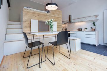 Berlin conference rooms Hof Helle Designer Wohnung image 4