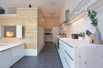 Berlin conference rooms Hof Helle Designer Wohnung image 8