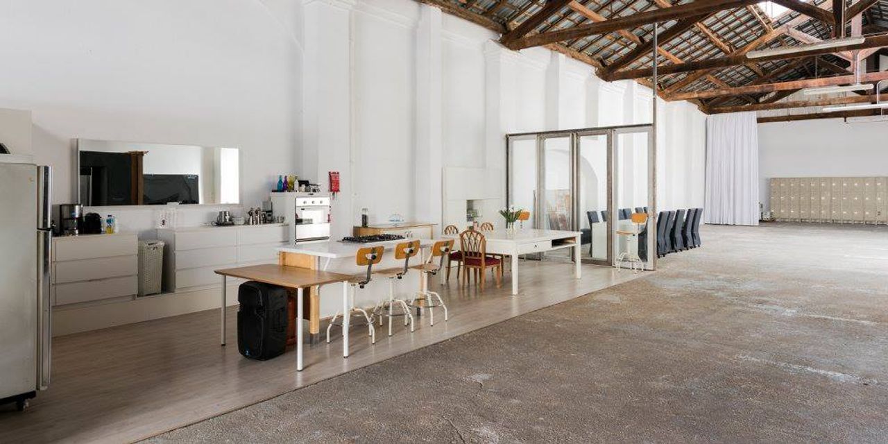 Barcelona corporate event spaces Unusual venue Studio Manhattan bcn image 8