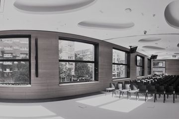 Berlin  Auditorium Rocket Tower Konference image 1