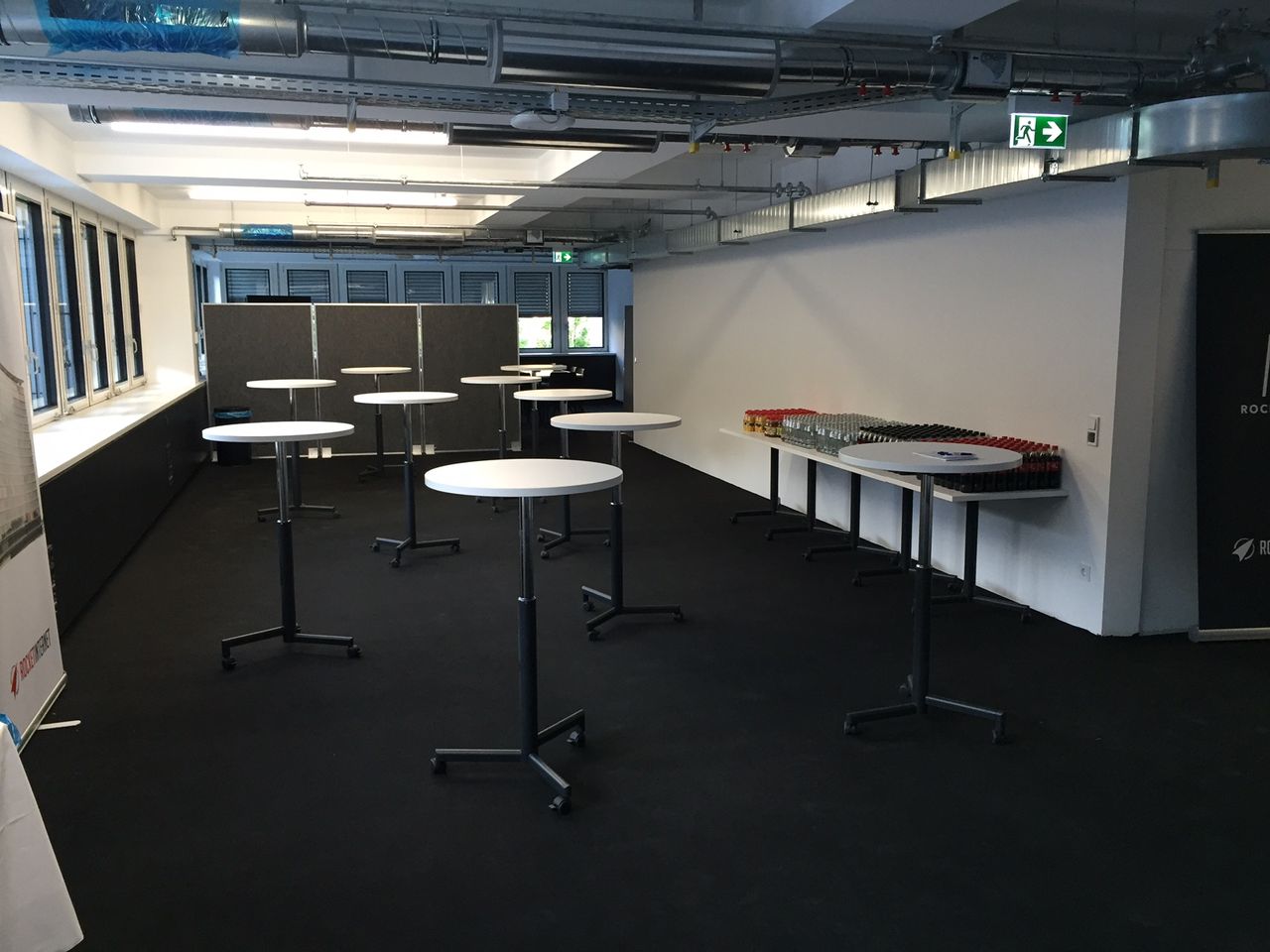 Berlin  Auditorium Rocket Tower Konference image 6