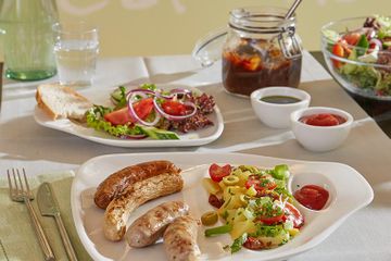 Hamburg Kreatives Meeting Rooftop Dachterrasse in HH mit Profi-Grill, Wintergarten und All-Wetter-Garantie image 7