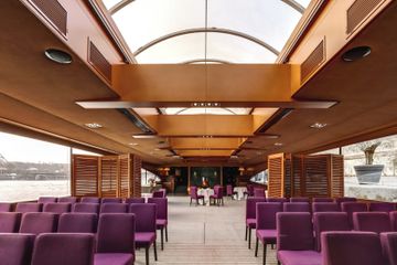 Paris seminar rooms Unusual venue Innovative Boat Space image 2