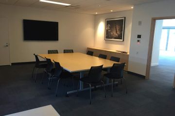 NYC training rooms Meeting room Queens Conference Room image 3