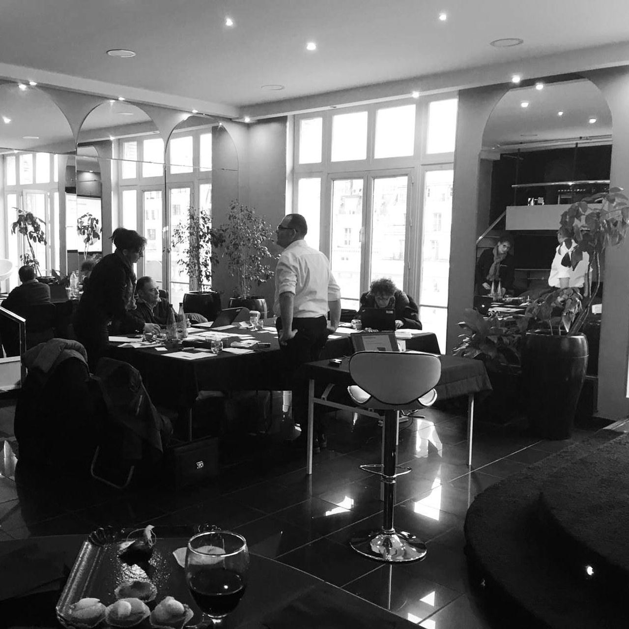 Paris training rooms Private residence Showroom for day events image 51