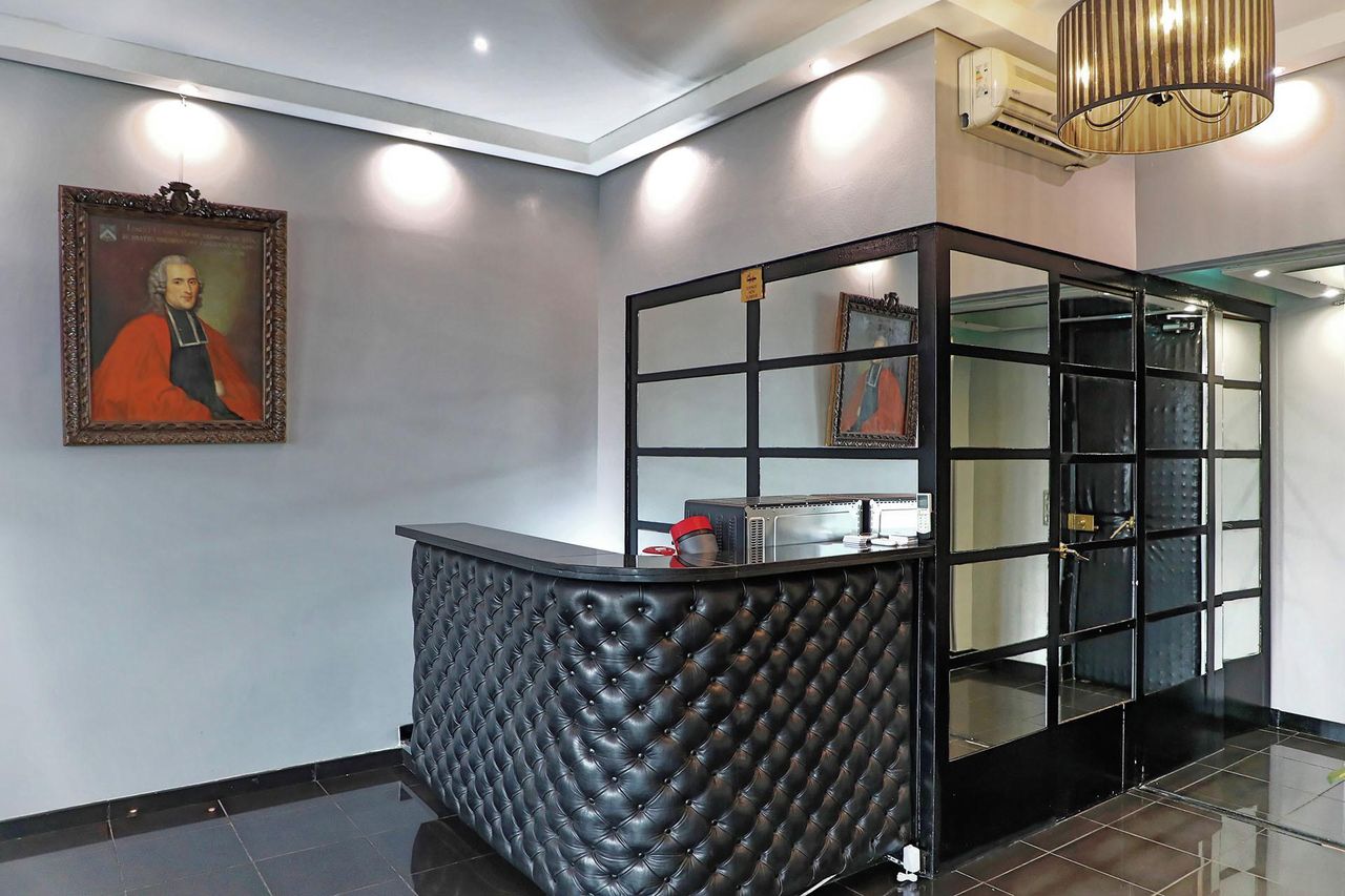 Paris training rooms Private residence Showroom for day events image 35