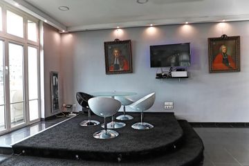 Paris training rooms Private residence Showroom for day events image 34