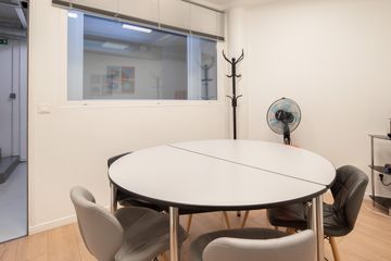 Paris training rooms Coworking Space Meeting Raum CA image 2