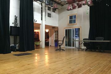 NYC workshop spaces Photography studio Studio 2 image 1